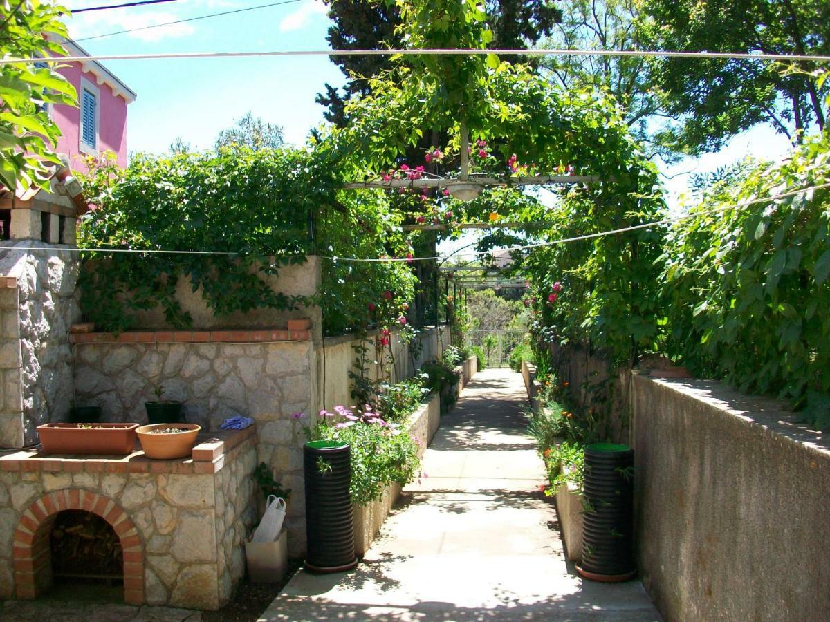 Apartmani Rukonic Aleksandar Nerezine Buitenkant foto