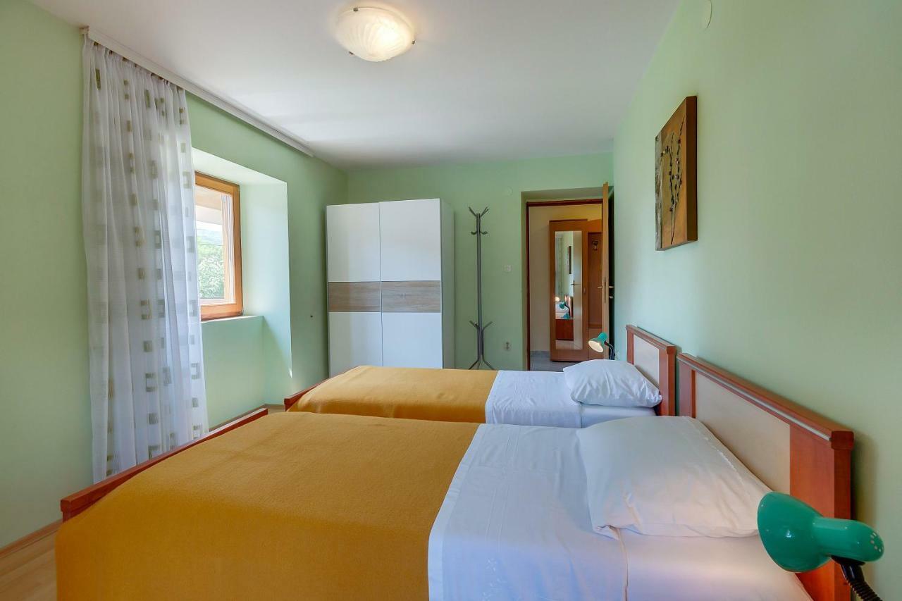 Apartmani Rukonic Aleksandar Nerezine Buitenkant foto